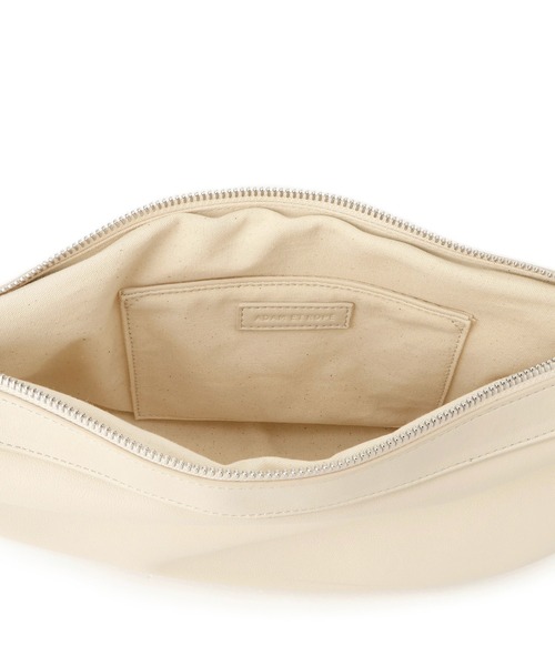 ADAM ET ROPE'（アダムエロペ）の「【一部WEB限定カラー】ムスビミニショルダーバッグ（ショルダーバッグ・レディース・カーキ/ブラック/ワイン/ホワイト系その他・FREE）」の17枚目の写真