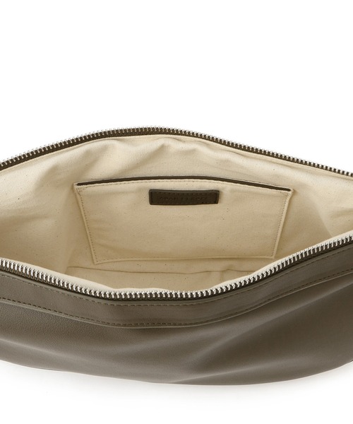 ADAM ET ROPE'（アダムエロペ）の「【一部WEB限定カラー】ムスビミニショルダーバッグ（ショルダーバッグ・レディース・カーキ/ブラック/ワイン/ホワイト系その他・FREE）」の15枚目の写真