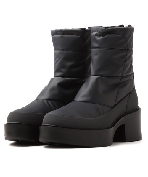THE NORTH FACE(ザノースフェイス)の「THE NORTH FACE W Kalmia Nuptse Boots WP SE / ザ・ノース・フェイス ウィメンズ カルミア ヌプシ ブーツ ウォーター プルーフ SE(ブーツ・レディース・グレー/ベージュ・23.0cm/24.0cm/25.0cm/26.0cm)」の2枚目の写真