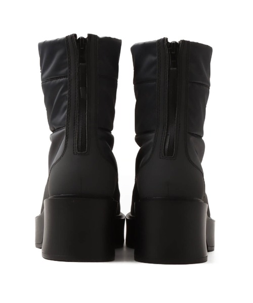 THE NORTH FACE(ザノースフェイス)の「THE NORTH FACE W Kalmia Nuptse Boots WP SE / ザ・ノース・フェイス ウィメンズ カルミア ヌプシ ブーツ ウォーター プルーフ SE(ブーツ・レディース・グレー/ベージュ・23.0cm/24.0cm/25.0cm/26.0cm)」の4枚目の写真
