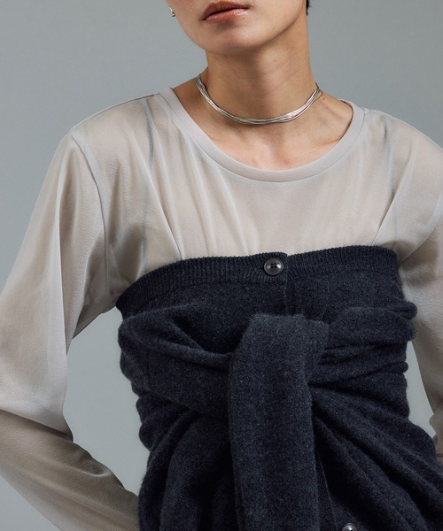 SALON adam et rope'（サロン アダム エ ロペ）の「【WEB限定】トリコットシアーロングTシャツ（Tシャツ/カットソー・レディース・ライトグレー/ブラック/オフホワイト・FREE）」の4枚目の写真