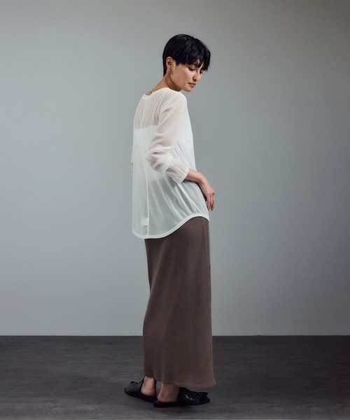 SALON adam et rope'（サロン アダム エ ロペ）の「【WEB限定】トリコットシアーロングTシャツ（Tシャツ/カットソー・レディース・ライトグレー/ブラック/オフホワイト・FREE）」の17枚目の写真