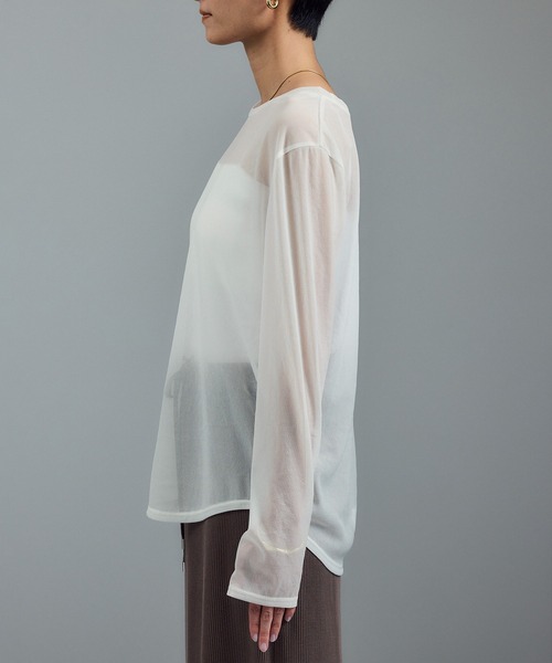 SALON adam et rope'（サロン アダム エ ロペ）の「【WEB限定】トリコットシアーロングTシャツ（Tシャツ/カットソー・レディース・ライトグレー/ブラック/オフホワイト・FREE）」の22枚目の写真