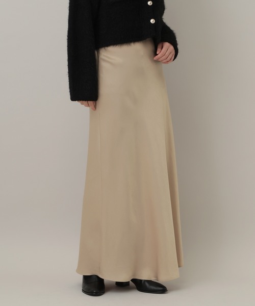 A part by（アパートバイ）の「カトリーヌサテンナロースカート（スカート・レディース・ボルドー/ネイビー/アイボリー/ベージュ系その他・SMALL/MEDIUM）」の5枚目の写真