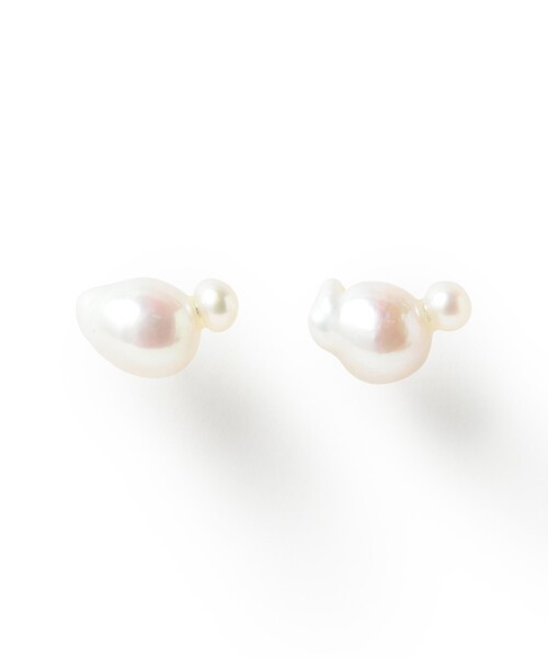Ray BEAMS(レイビームス)の「シルバー 淡水 ダブル パール ピアス(ピアス(両耳用)・レディース・シルバー・ONE SIZE)」の1枚目の写真
