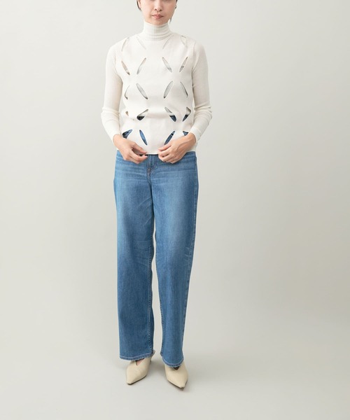 URBAN RESEARCH ROSSO WOMEN(アーバンリサーチ ロッソ)の「『別注』leinwande×ROSSO Flower Knitted Top(ニット/セーター・レディース・グレー/ホワイト・FREE)」の22枚目の写真