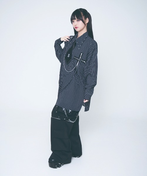 TRAVAS TOKYO(トラバス トウキョウ)の「『TRAVAS TOKYO/トラバス トーキョー』テープ付きネクタイシャツ(シャツ/ブラウス・レディース・ブラック×ホワイト/ホワイト・FREE)」の9枚目の写真