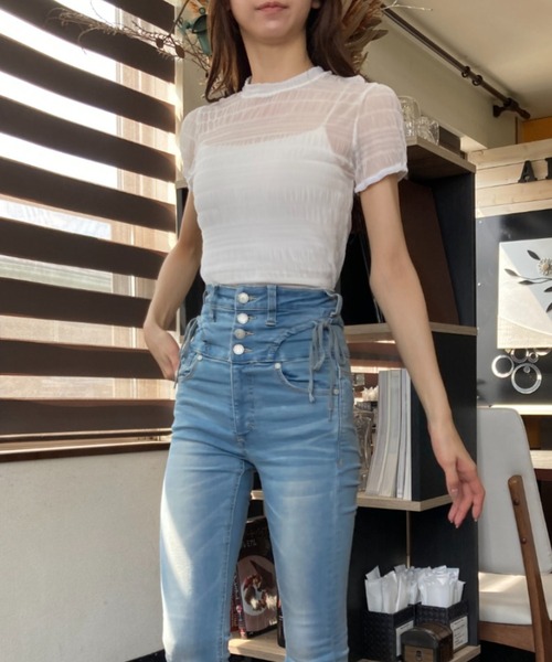 tolene(トレネ)の「ボーダー風 模様編み 透け感 袖口ゴム入り シアー半袖T(Tシャツ/カットソー・レディース・ブラック/ホワイト・FREE)」の11枚目の写真