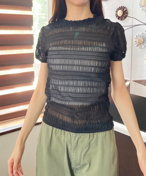 tolene(トレネ)の「ボーダー風 模様編み 透け感 袖口ゴム入り シアー半袖T(Tシャツ/カットソー・レディース・ブラック/ホワイト・FREE)」の20枚目の写真