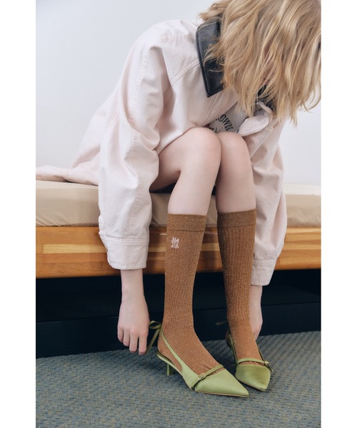 KEITA MARUYAMA（ケイタマルヤマ）の「【LILYBROWN×KEITA MARUYAMA】Logo lame rib ソックス（ソックス/靴下・レディース・ブルー/ブラウン・FREE）」の5枚目の写真