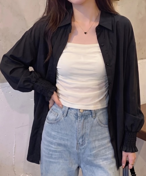 cammie(キャミー)の「バックギャザーゆったりシャツ(シャツ/ブラウス・レディース・ホワイト/ブラック・LARGE/MEDIUM)」の11枚目の写真