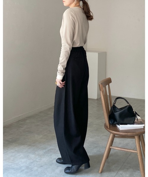 She's Closet(シーズクローゼット)の「長袖配色レイヤードヘンリーネックリブトップス/ロンT(Tシャツ/カットソー・レディース・ブラウン/チャコールグレー/ブラック/ベージュ・FREE)」の12枚目の写真