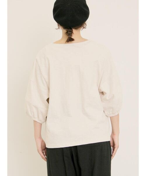 Samansa Mos2(サマンサ モスモス)の「【接触冷感】レースコード刺繍パフスリーブTシャツ(Tシャツ/カットソー・レディース・ベージュ/キナリ/ブラック・F)」の22枚目の写真