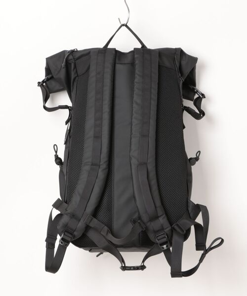 ELLIKER(エリカー)の「【63】【ELLIKER】BUCKDEN 35L(バックパック/リュック・メンズ・ブラック・FREE)」の8枚目の写真
