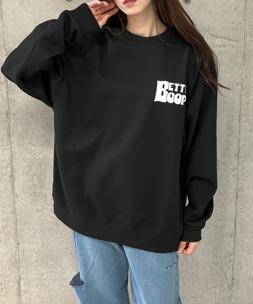 GLAMOROUS JANE(グラマラスジェーン)の「BETTY BOOPバックプリントトレーナー(スウェット・レディース・ブラック/チャコールグレー/杢グレー・FREE)」の8枚目の写真