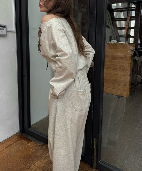 WILLFULLY（ウィルフリー）の「asymmetry drape neck tops（Tシャツ/カットソー・レディース・ブラック/グレー/オートミール・FREE）」の7枚目の写真