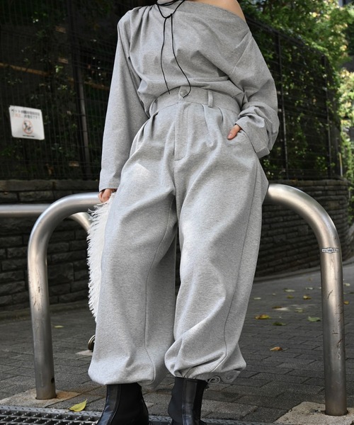 WILLFULLY（ウィルフリー）の「asymmetry drape neck tops（Tシャツ/カットソー・レディース・ブラック/グレー/オートミール・FREE）」の15枚目の写真