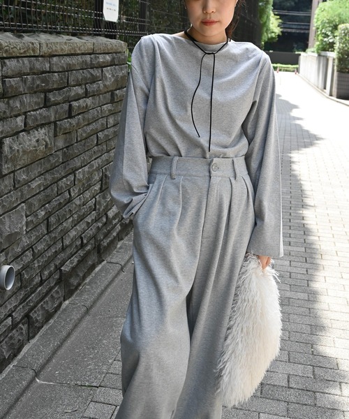 WILLFULLY（ウィルフリー）の「asymmetry drape neck tops（Tシャツ/カットソー・レディース・ブラック/グレー/オートミール・FREE）」の16枚目の写真
