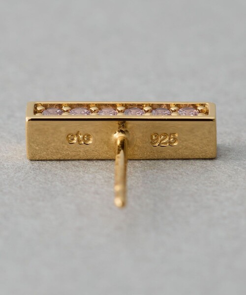 ete（エテ）の「○[カラーリスト] ビジュー リバーシブル ピアス イエローゴールド（ピアス（片耳用）・レディース・イエローゴールド・FREE）」の4枚目の写真