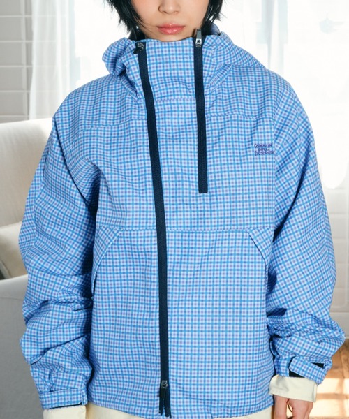 誰かと笑った午後に着るジャケット（ナイロンジャケット）｜common