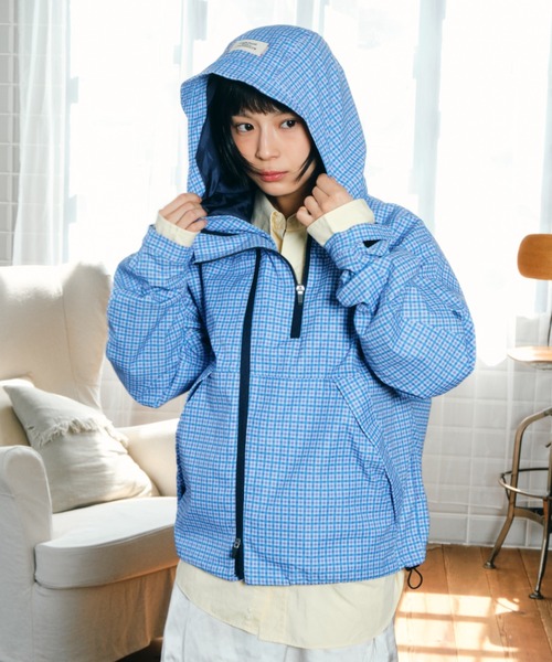 誰かと笑った午後に着るジャケット（ナイロンジャケット）｜common