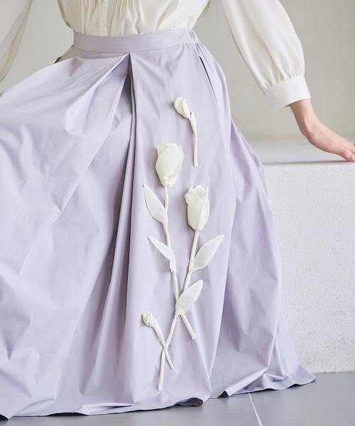 セール】立体フラワーモチーフ付きフレアスカート（スカート）｜Audie