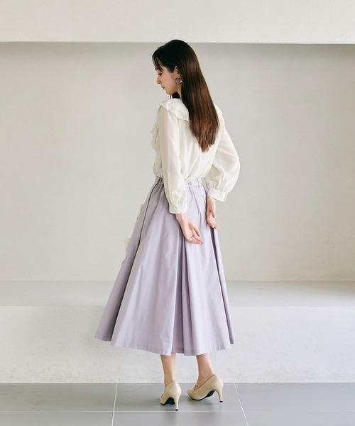 立体フラワーモチーフ付きフレアスカート