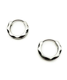 KISHOKACHI 希少価値 ウエーブシェイプデザインステンレスクリッカーピアス