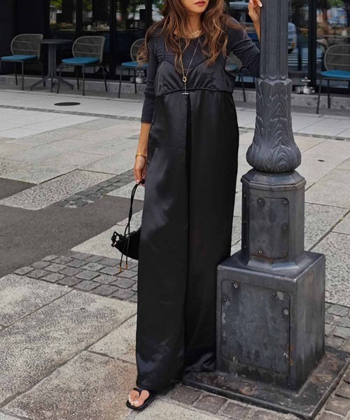 esutoreja（エストレジャ）の「サテンキャミソールオールインワン（つなぎ/オールインワン・レディース・グレイッシュベージュ/ブラック・FREE）」の7枚目の写真