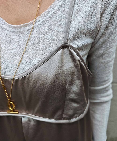 esutoreja（エストレジャ）の「サテンキャミソールオールインワン（つなぎ/オールインワン・レディース・グレイッシュベージュ/ブラック・FREE）」の14枚目の写真