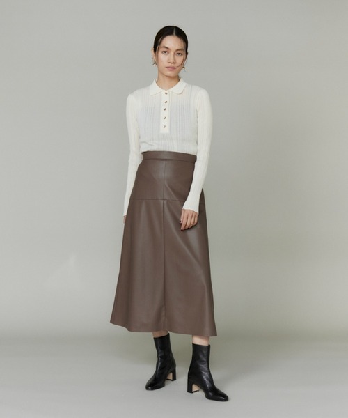 INED（イネド）の「フェイクレザートラペーズスカート（スカート・レディース・ブラック/ブラウン・7号/9号/11号）」の20枚目の写真