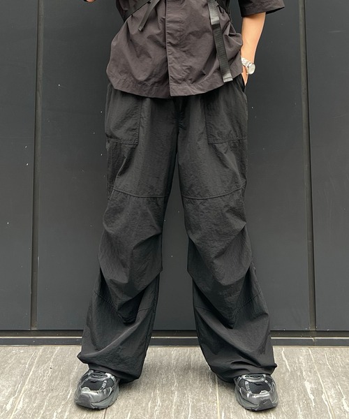 Confirm(コンファーム)の「【セットアップ対応】ゴープコア 裾ドローコード ナイロンパラシュートパンツ トラックパンツ(その他パンツ・メンズ・ブラック/カーキ/ライトグレー・M/L)」の4枚目の写真