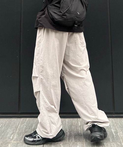 Confirm(コンファーム)の「【セットアップ対応】ゴープコア 裾ドローコード ナイロンパラシュートパンツ トラックパンツ(その他パンツ・メンズ・ブラック/カーキ/ライトグレー・M/L)」の16枚目の写真