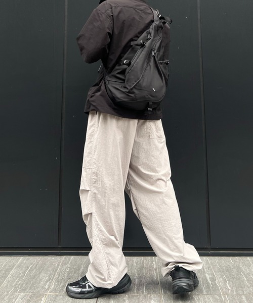 Confirm(コンファーム)の「【セットアップ対応】ゴープコア 裾ドローコード ナイロンパラシュートパンツ トラックパンツ(その他パンツ・メンズ・ブラック/カーキ/ライトグレー・M/L)」の17枚目の写真