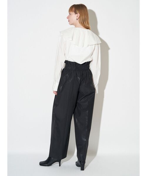 ELENDEEK（エレンディーク）の「アシメラッフルカラーブラウス（シャツ/ブラウス・レディース・オフホワイト/ブルー・FREE）」の14枚目の写真