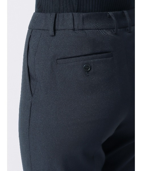 SUIT SQUARE(スーツスクエア)の「テーパードパンツ ウォッシャブル ドライストレッチ 無地(スーツパンツ・レディース・ベージュ系/カーキ系/ネイビー系・36(7号)/40(11号)/38(9号))」の17枚目の写真