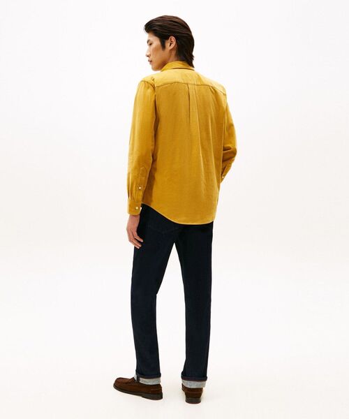TOMMY HILFIGER（トミーヒルフィガー）の「ソリッドコーデュロイシャツ（シャツ/ブラウス・メンズ・カーキ/イエロー系その他4/バーガンディー/ネイビー系2・LARGE/MEDIUM/X-LARGE/SMALL）」の15枚目の写真