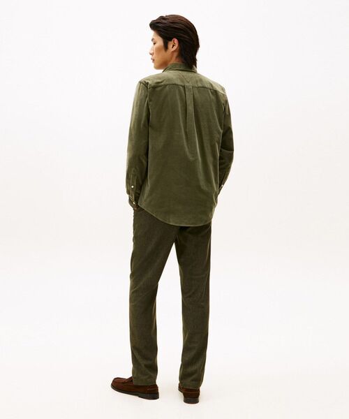 TOMMY HILFIGER（トミーヒルフィガー）の「ソリッドコーデュロイシャツ（シャツ/ブラウス・メンズ・カーキ/イエロー系その他4/バーガンディー/ネイビー系2・LARGE/MEDIUM/X-LARGE/SMALL）」の7枚目の写真