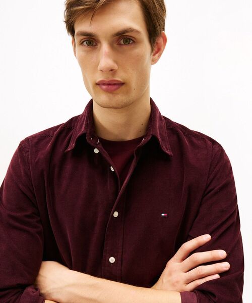 TOMMY HILFIGER（トミーヒルフィガー）の「ソリッドコーデュロイシャツ（シャツ/ブラウス・メンズ・カーキ/イエロー系その他4/バーガンディー/ネイビー系2・LARGE/MEDIUM/X-LARGE/SMALL）」の9枚目の写真