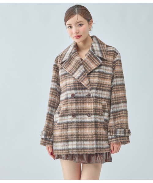 PEACH JOHN(ピーチジョン)の「シャギーショートPコート(ピーコート・レディース・ミント/ピンク/ブラウン・SMALL/MEDIUM)」の6枚目の写真