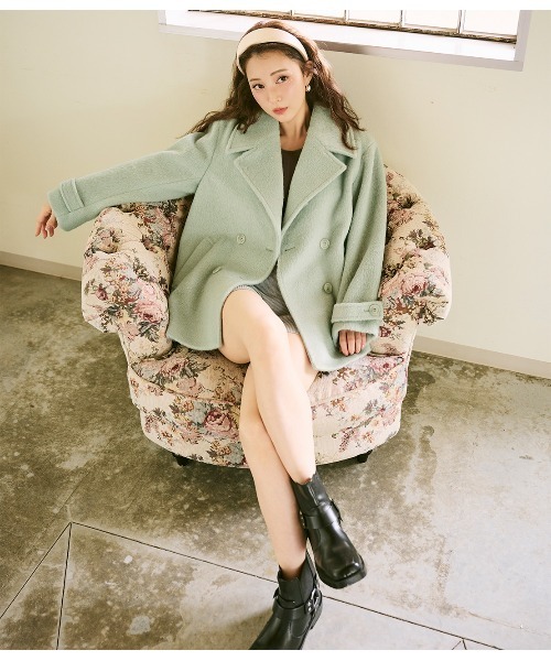 PEACH JOHN(ピーチジョン)の「シャギーショートPコート(ピーコート・レディース・ミント/ピンク/ブラウン・SMALL/MEDIUM)」の8枚目の写真