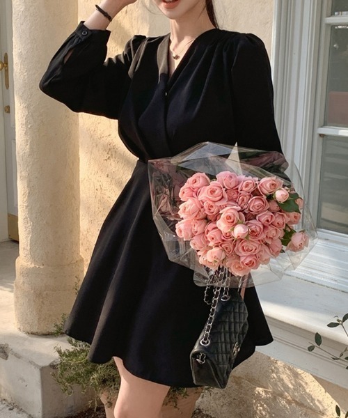 FREE STYLISTS（フリー スタイリスト）の「YUGA_YGMC　Draped Cache-Coeur Dress（ドレス・レディース・ベージュ/ブラック・FREE）」の6枚目の写真