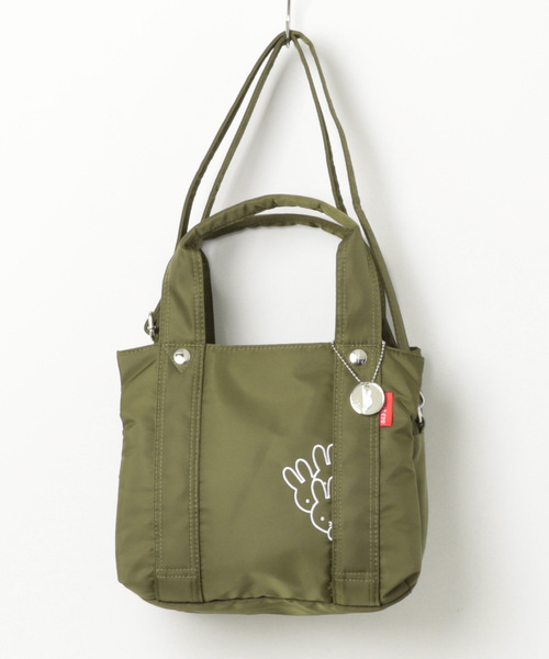 zucchero(ズッケロ)の「miffy ミッフィー ショルダーバッグ トートバッグ レディース 2wayバッグ マザーバッグ ナイロン かくれんぼミッフィー 62091(ショルダーバッグ・レディース・ベージュ/カーキ/ブラック/ピンク/ブラウン・FREE)」の4枚目の写真