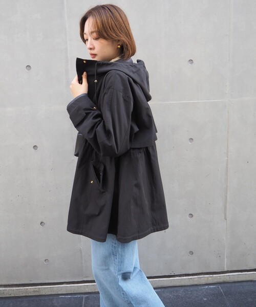 qualite scape（カリテ スケープ）の「【万能の羽織りがアップデートして登場！】ダブルドロストマウンテンパーカ/パーカー（マウンテンパーカー・レディース・ベージュ/ブラック・36/38）」の3枚目の写真