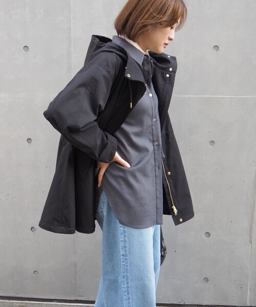 qualite scape（カリテ スケープ）の「【万能の羽織りがアップデートして登場！】ダブルドロストマウンテンパーカ/パーカー（マウンテンパーカー・レディース・ベージュ/ブラック・36/38）」の4枚目の写真