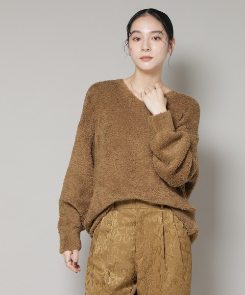 NANO universe（ナノユニバース）の「ウールフェザーVネックニットプルオーバー（ニット/セーター・レディース・オフホワイト/ライトブルー/カーキブラウン・FREE）」の11枚目の写真