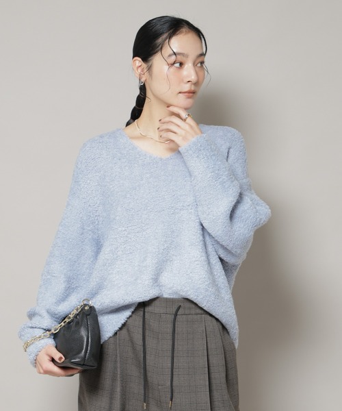 NANO universe（ナノユニバース）の「ウールフェザーVネックニットプルオーバー（ニット/セーター・レディース・オフホワイト/ライトブルー/カーキブラウン・FREE）」の19枚目の写真