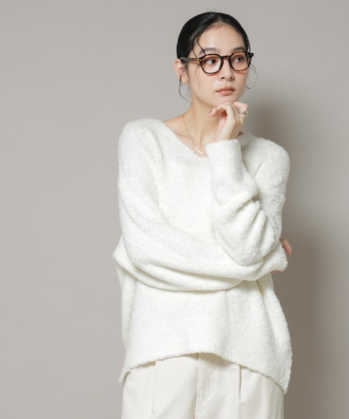 NANO universe（ナノユニバース）の「ウールフェザーVネックニットプルオーバー（ニット/セーター・レディース・オフホワイト/ライトブルー/カーキブラウン・FREE）」の4枚目の写真