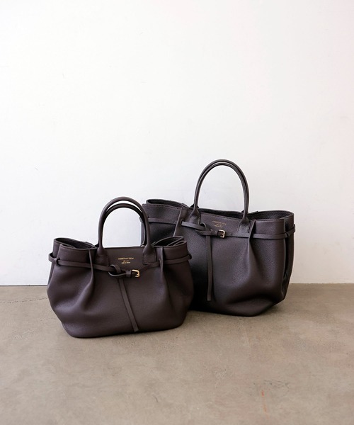 CHRISTIAN VILLA(クリスチャンヴィラ)の「タックベルトトートバッグ(M)6308【CHRISTIAN VILLA/クリスチャンヴィラ】(トートバッグ・レディース・ブラウン・フリー)」の10枚目の写真