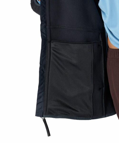 UNDER ARMOUR（アンダーアーマー）の「UAシェルパ フルジップ ジャケット（ライフスタイル/レディース）（その他アウター・レディース・ブラック・M/L/S/XL）」の5枚目の写真